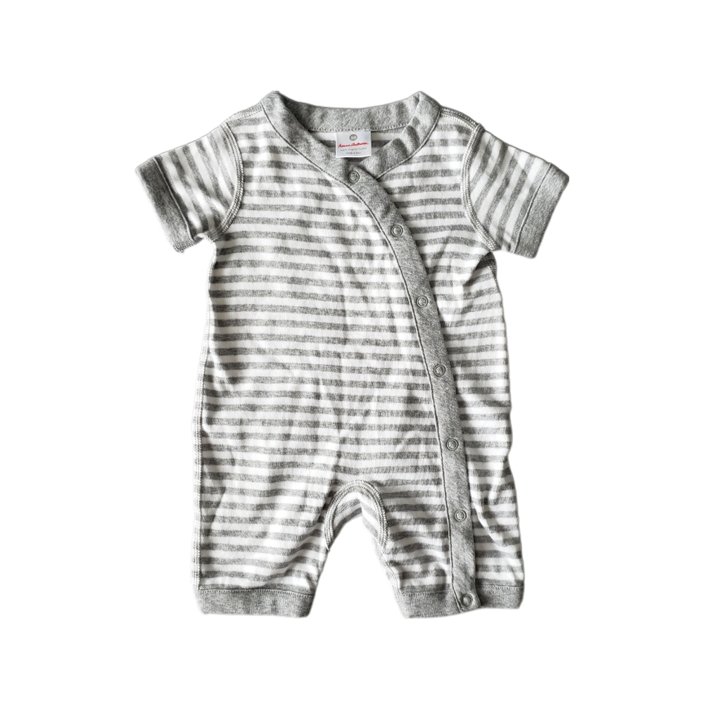 Hanna Andersson 50 / 0-3m Grey White Striped Layette Snap Romper Bodysuit